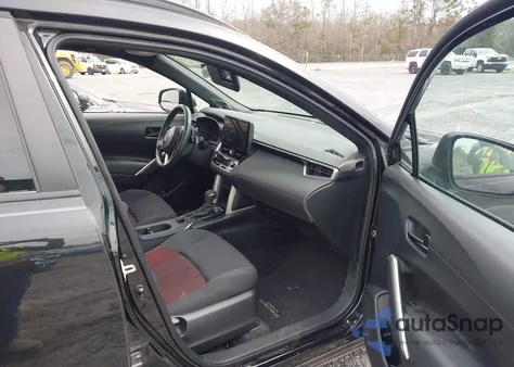 2024 Toyota Corolla Cross Hybrid Nightshade Edition z USA, uszkodzony, nr VIN 7MUFBABG0RV024092